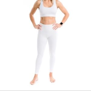 ZYIA White Viper Pocket LNT Hi-Rise 7/8 6-8 NWT